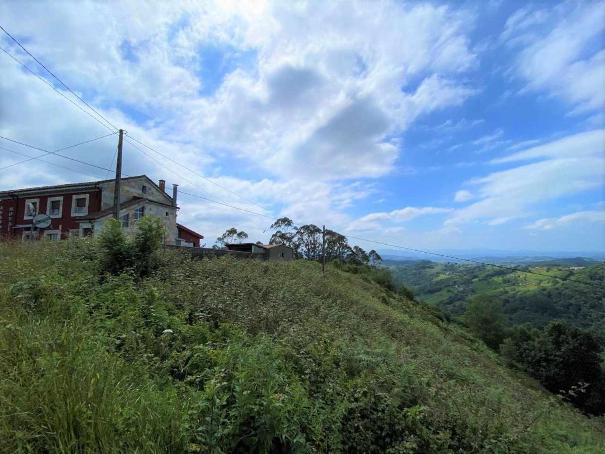 Casa Noval Zona Rural En El Centro De Asturias Lägenhet Bimenes Exteriör bild