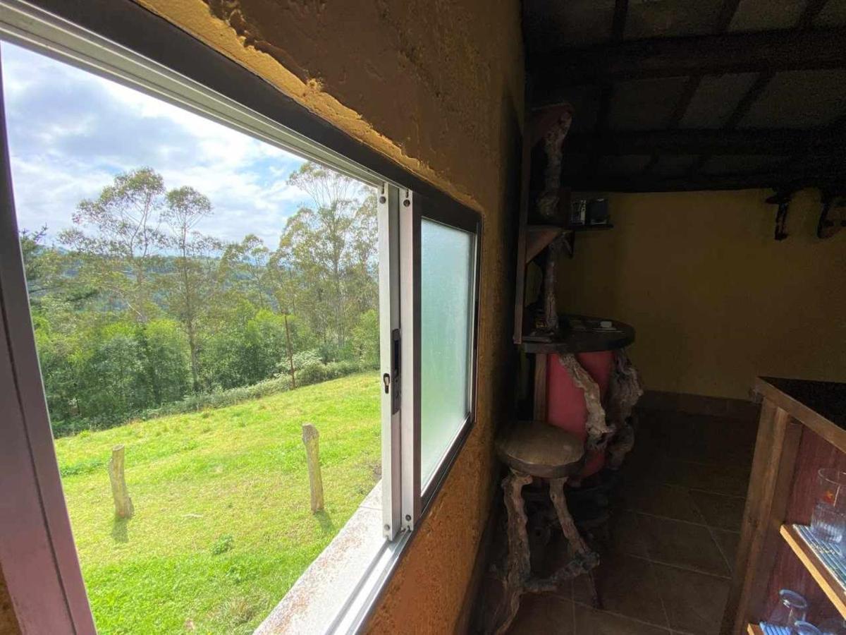 Casa Noval Zona Rural En El Centro De Asturias Lägenhet Bimenes Exteriör bild